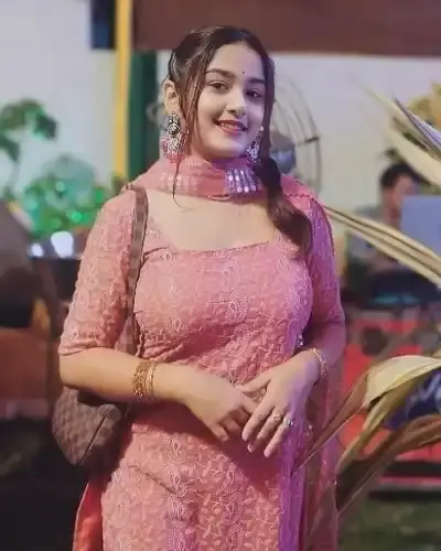 Call Girls Garhakota Cash On Delivery