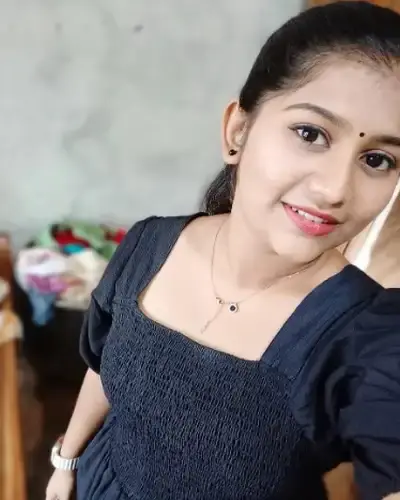 Escort In Garhakota