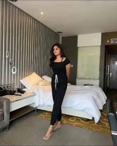 Call Girls Service in Garhakota